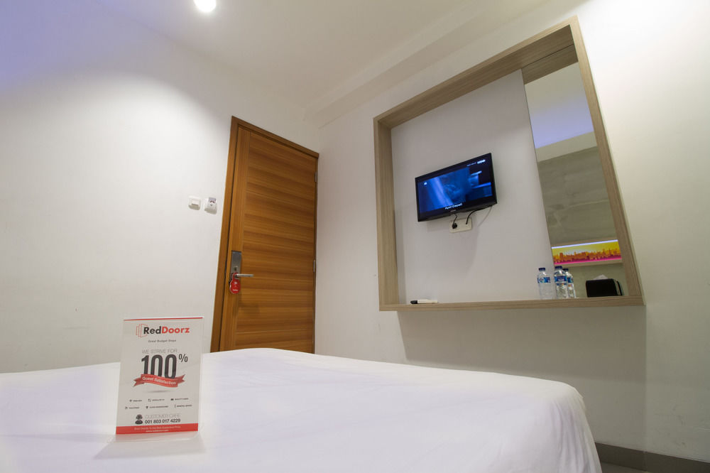 Reddoorz Plus @ Setiabudi Eight Cakarta Dış mekan fotoğraf